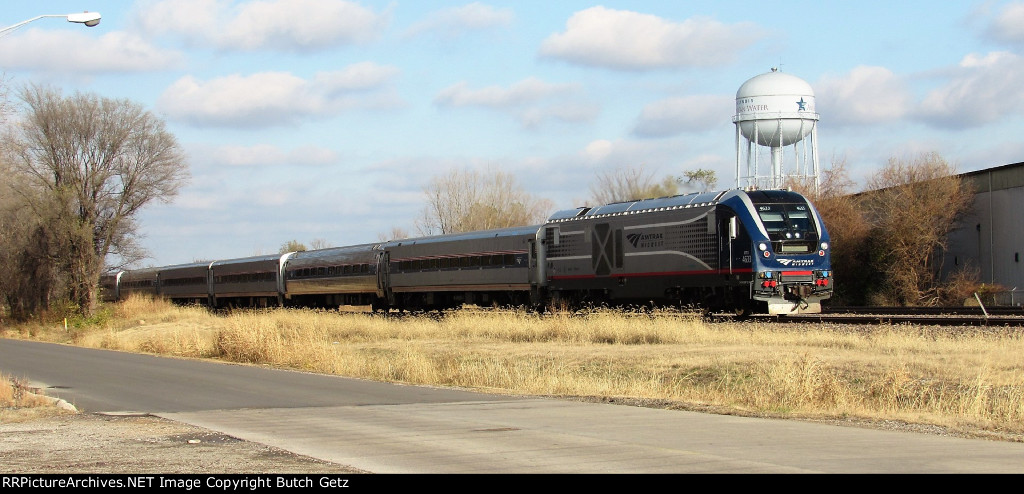 Another Amtrak.......